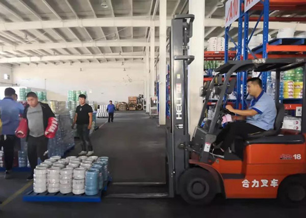 石榴视频色版電纜公司倉庫